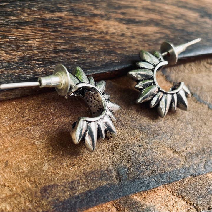 Kaali Boutique - Wholesale Hoop earrings - Chunky Silver Spike Stud Earrings / Steampunk / Geometric / Ethnic / Boho / Bohemian / Conteporary / Modern Jewelery / / Festival1