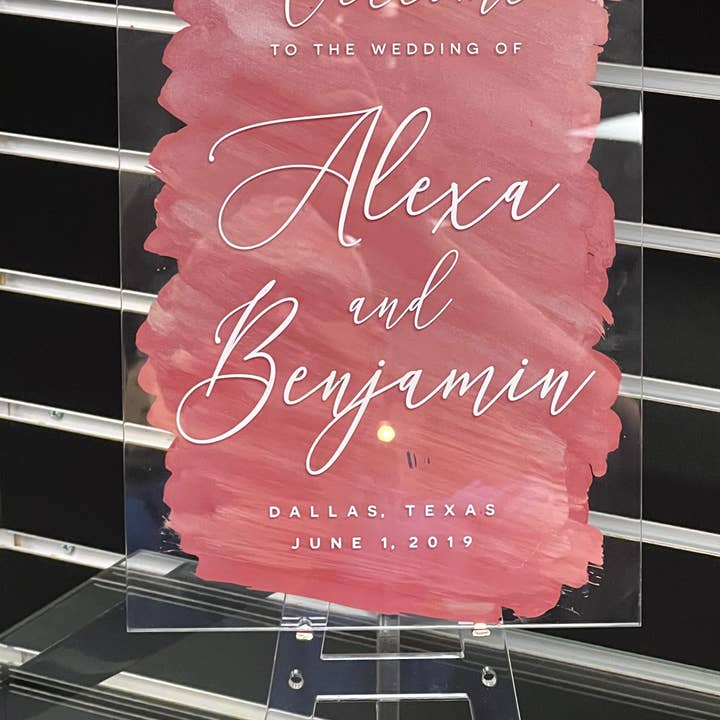 Artifacture - Wholesale Easel - 12" Acrylic Table Top Mini-Easel2