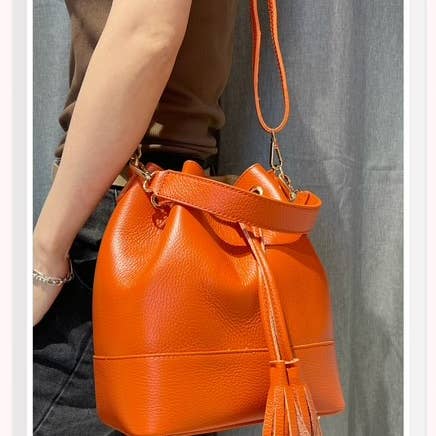 Z et Z - Wholesale Shoulder Bag - Women's - Large grained leather bucket bag 202615