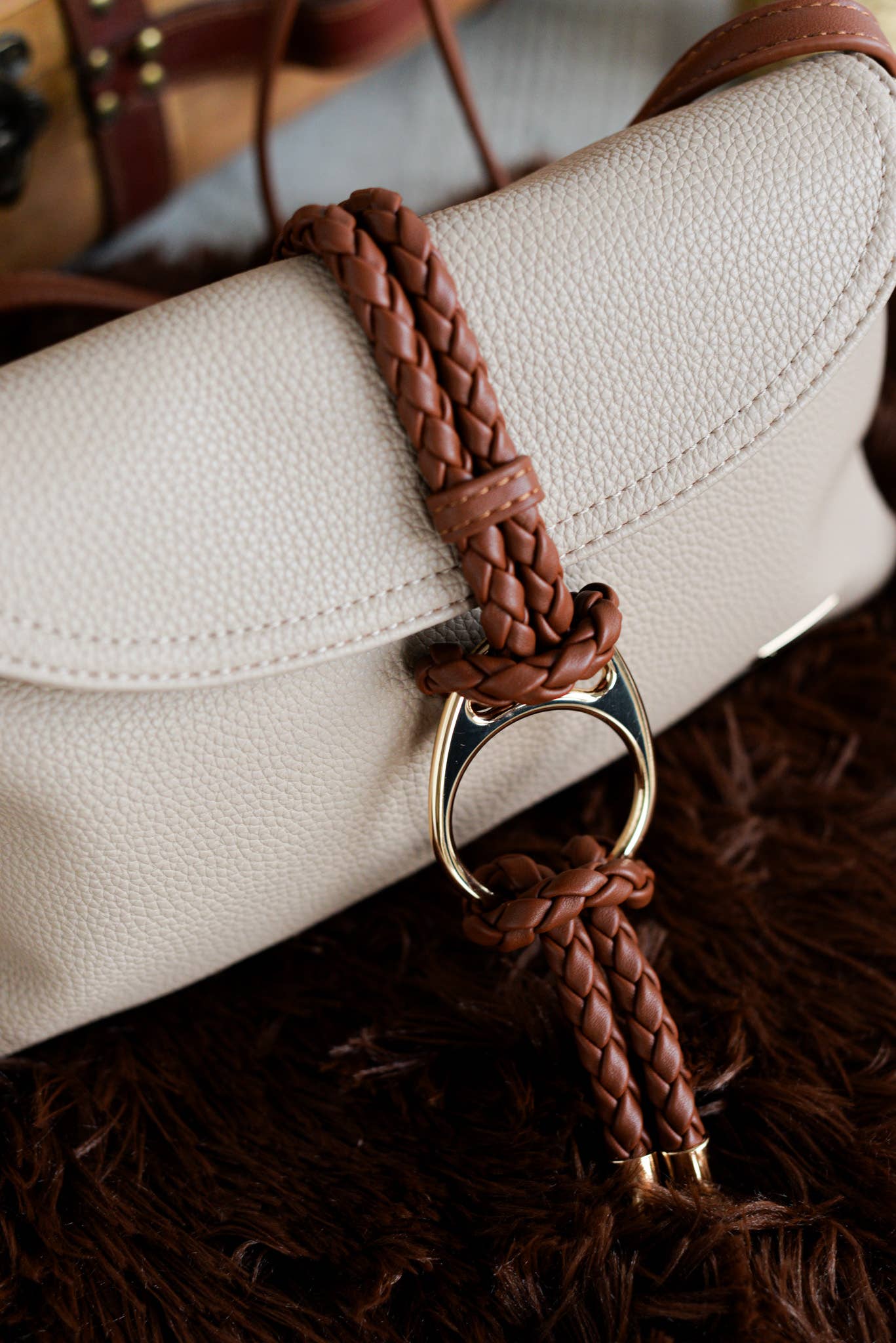 NOCO – Engroshandel Skuldertaske – til kvinder – Skuldertaske 2 Rum Flettet Perler Beige2