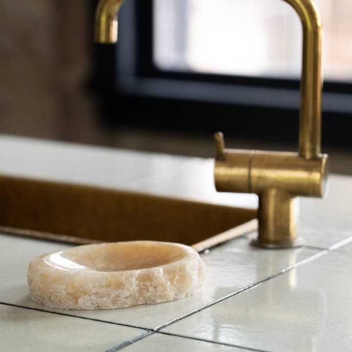 Botanical Boys - Wholesale Bath Soap Dish - Natural Shaped Onyx Soap Dish6