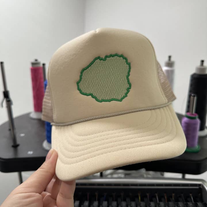 HI Family - Wholesale Hat Accessory - Women's - Kaua'i Hawaii Hat Foam Trucker Kauai Outline Cap0