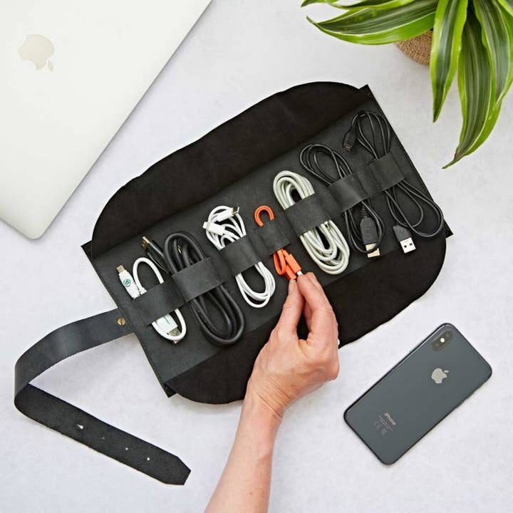 The Paper High Gift Company Limited – wholesale Cord holder – Buffalo Leather Cable Organiser - Handmade3