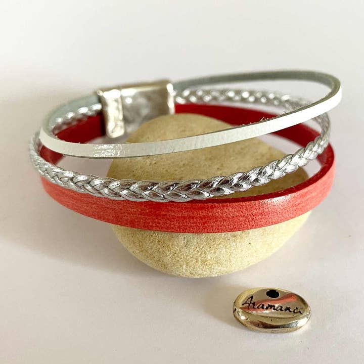Pulsera de cuero rojo, blanco y plateado para venta al por mayor de Aramance
