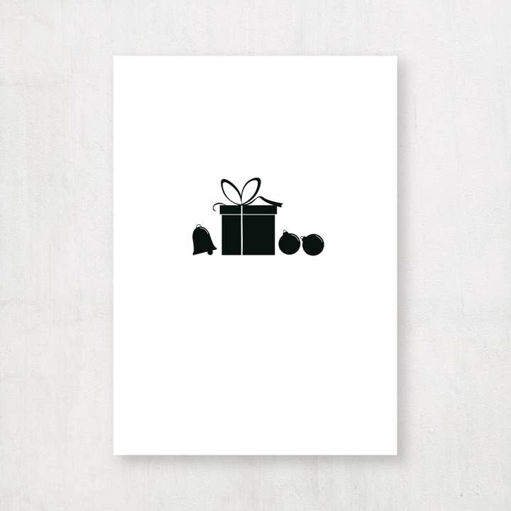 Postkarte Weihnachten Geschenk mit Glocke und Kugeln für den Großhandel von Emma Plitt Design