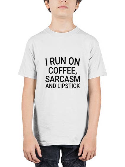 je fonctionne au café sarcasme 1164# - café - T-shirt jeune unisexe pour la vente par tshirt unlimited