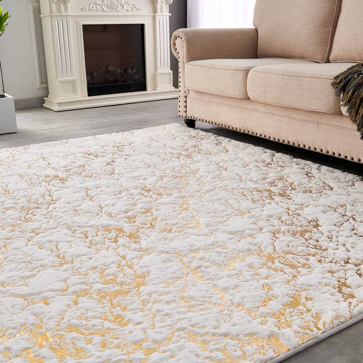 Amazing Rugs - Wholesale Area Rug - Lily White Abstract Gold-Gilded Chinchilla Faux Fur Rug
