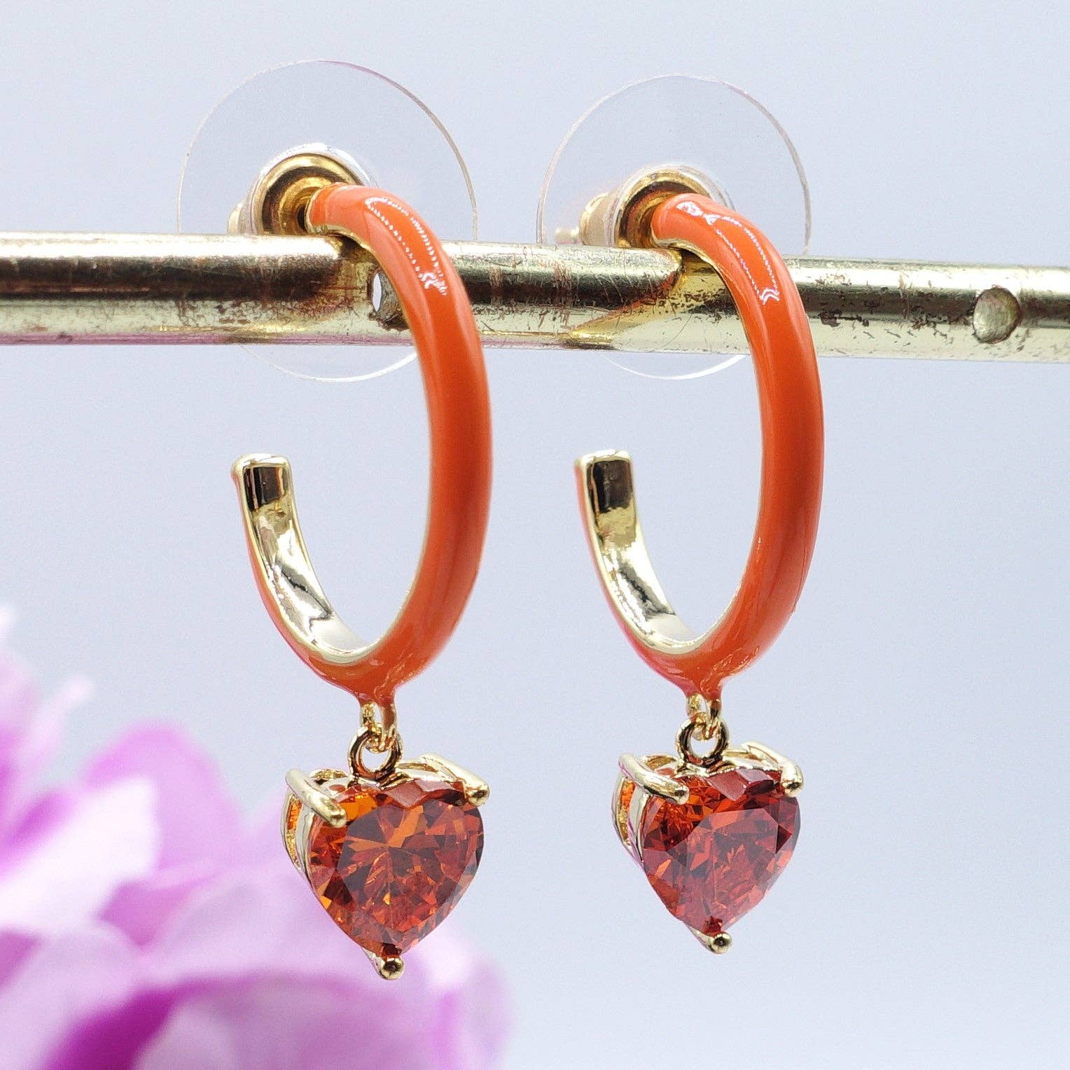 Daemon srls - Wholesale Hoop Earrings - CHERIE FLUO - HOOPS - PAIO orecchini a cerchio smaltati con cubic zirconia a forma di cuore9