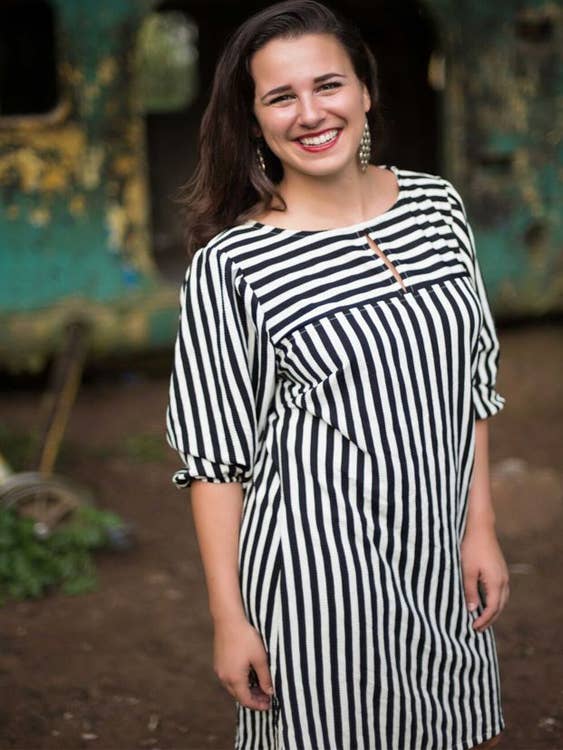 Vestido Shift Yoke para venta al por mayor de Cadling Fashions Ltd