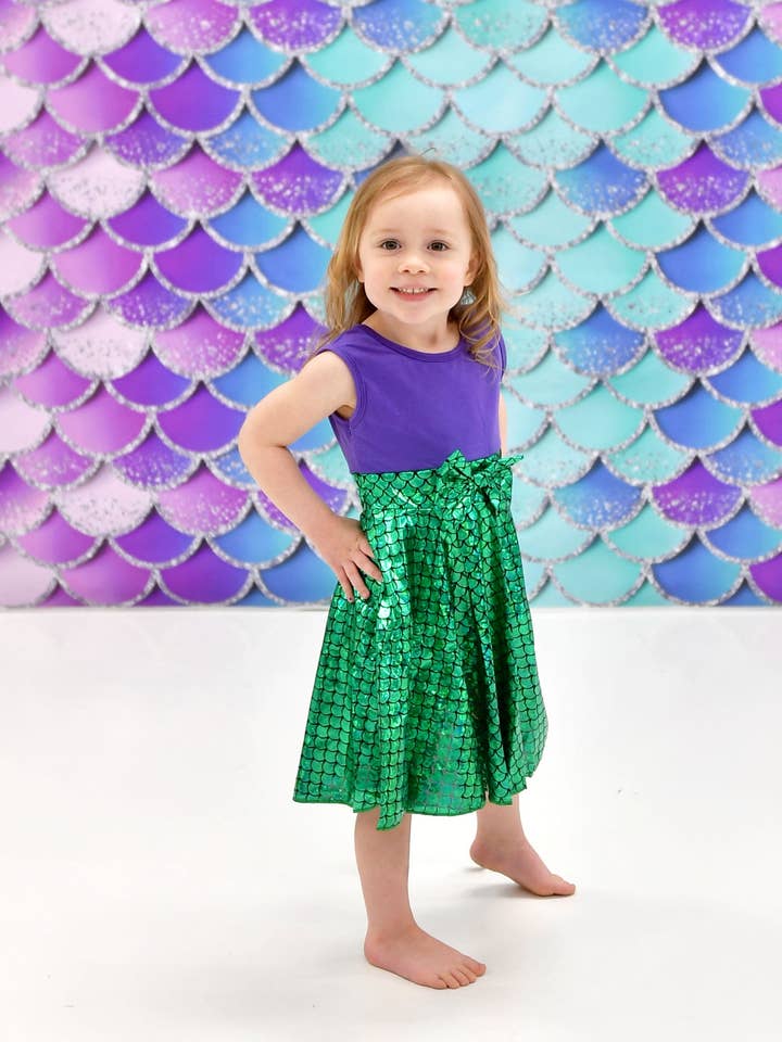 Abito Ispirato alla Sirena Magica per la vendita all'ingrosso da parte di Great Lakes Kids Apparel