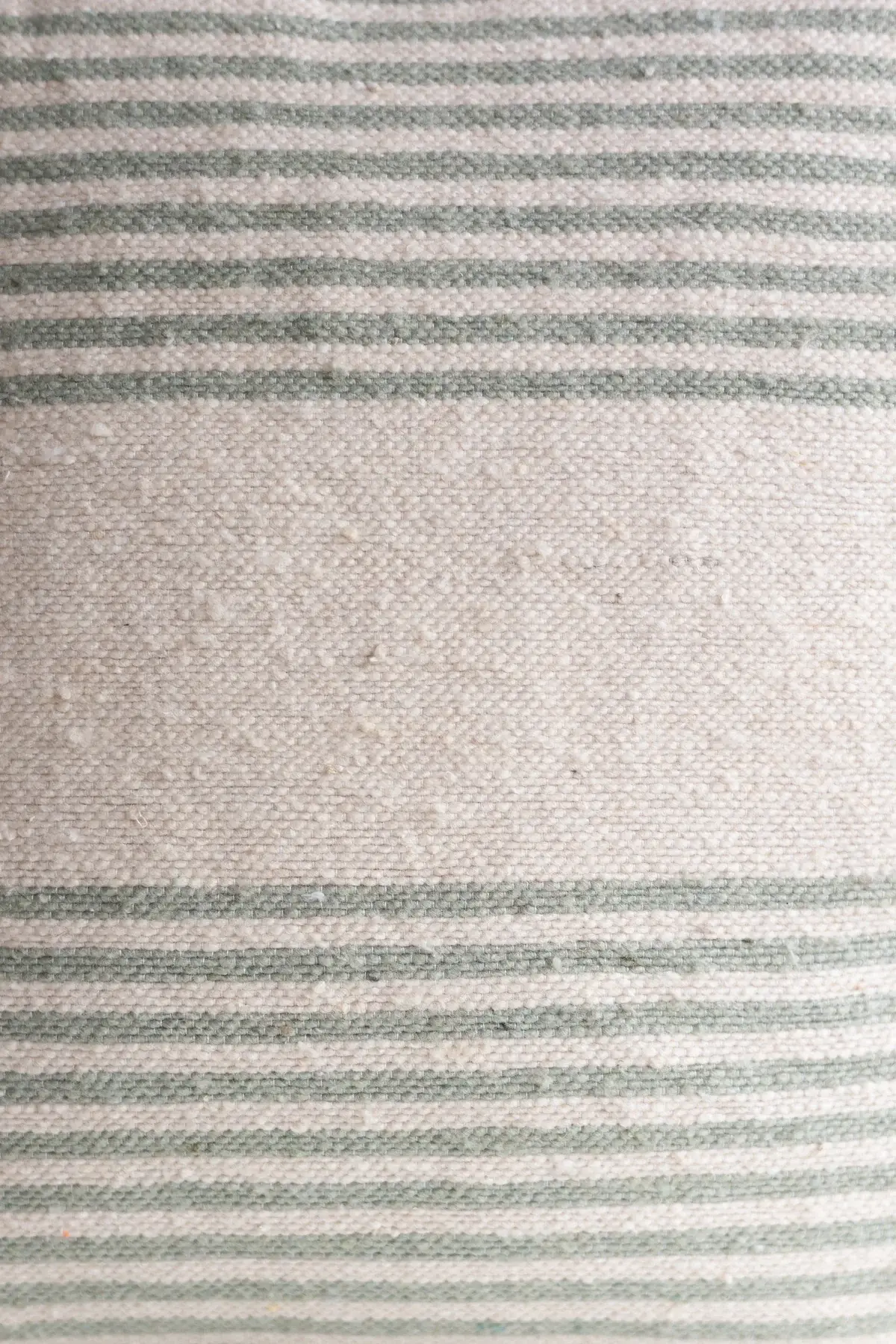 High crafty – wholesale Throw pillow cover – 🧵 Pompom Pillow – Handwoven Cotton Cushion Cover (50x50 cm)2