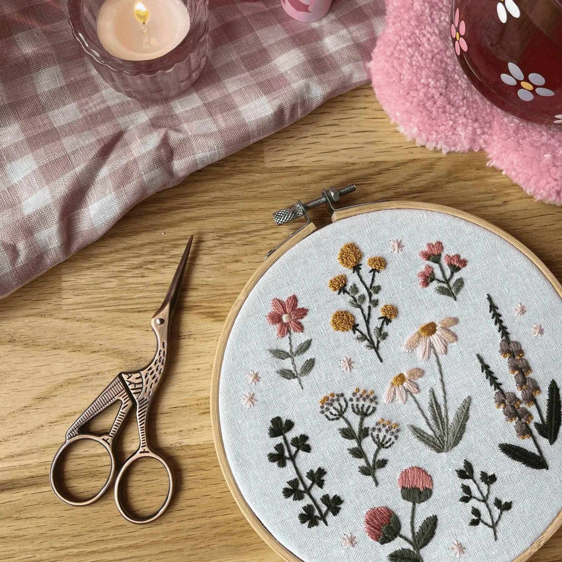 Craft Club - Wholesale Embroidery/cross-stitch supplies - WILDFLOWER - Embroidery Kit7