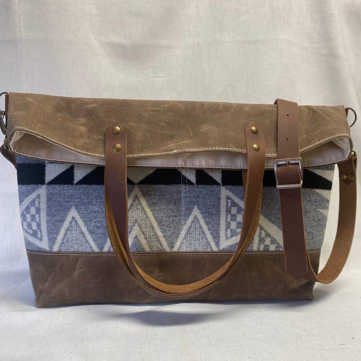 Lark & Moon - Wholesale Tote Bag - Women's - Woods Rose Tote - featuring Pendleton® Wool5