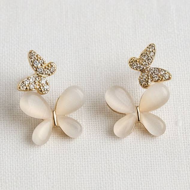 Boucles d'oreilles pendantes design papillon élégant pour la vente par Ellemadera