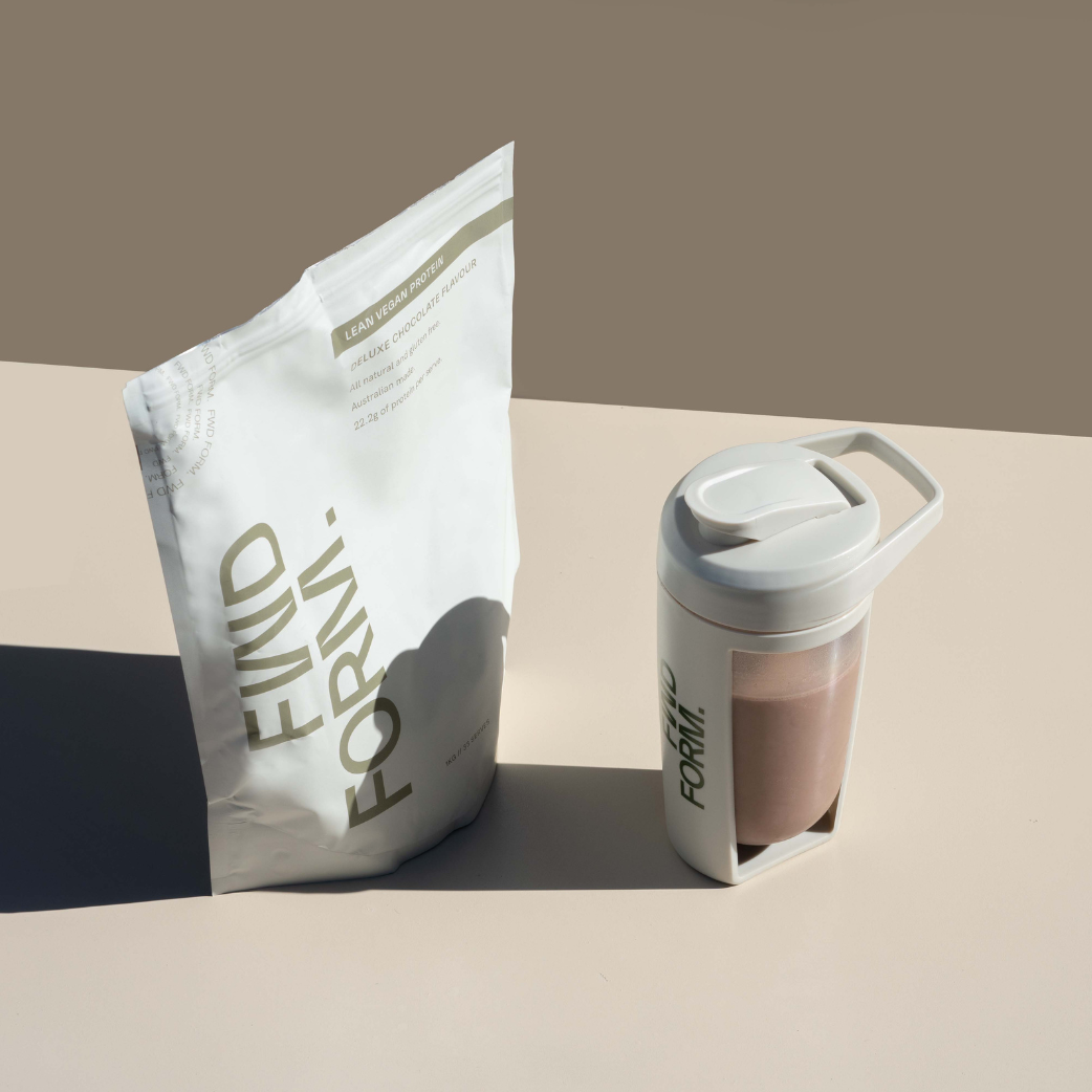 FWD FRM - Wholesale Drinking glass/cup - Curved Bottom Shaker2