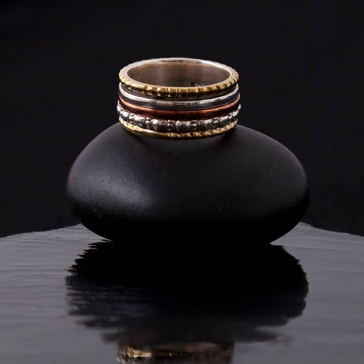 Bague filée en argent sterling à trois métaux pour la vente par Baizaar