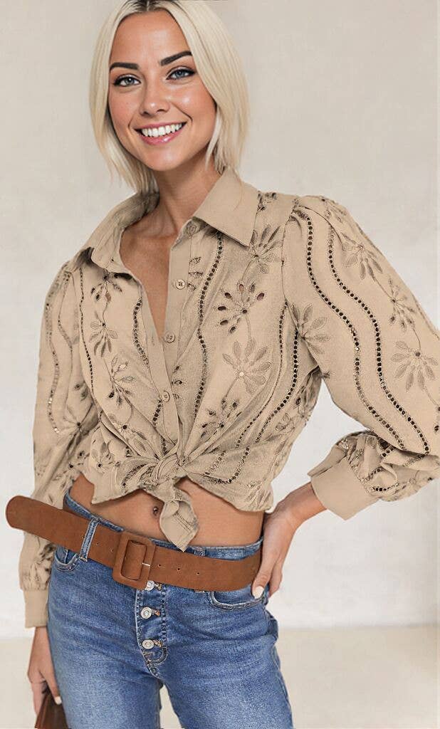 Anna Kaci Wholesale - Vente Chemise à col boutonné – femme - Blouse à manches longues boutonnée en broderie anglaise1