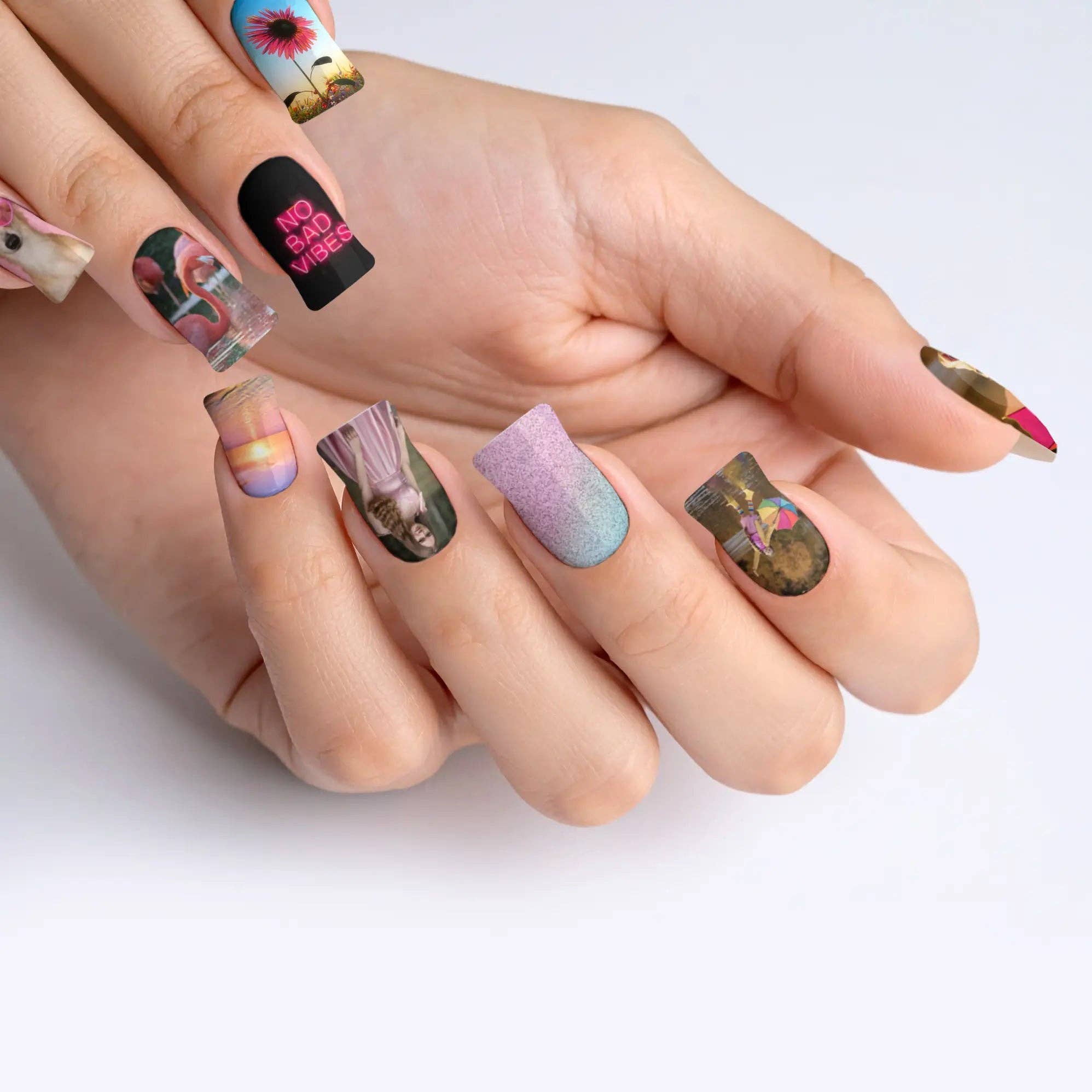 FYNE BODY - Wholesale Press-on/fake nails - Design Your Own Custom Press-On Nails - Oval22