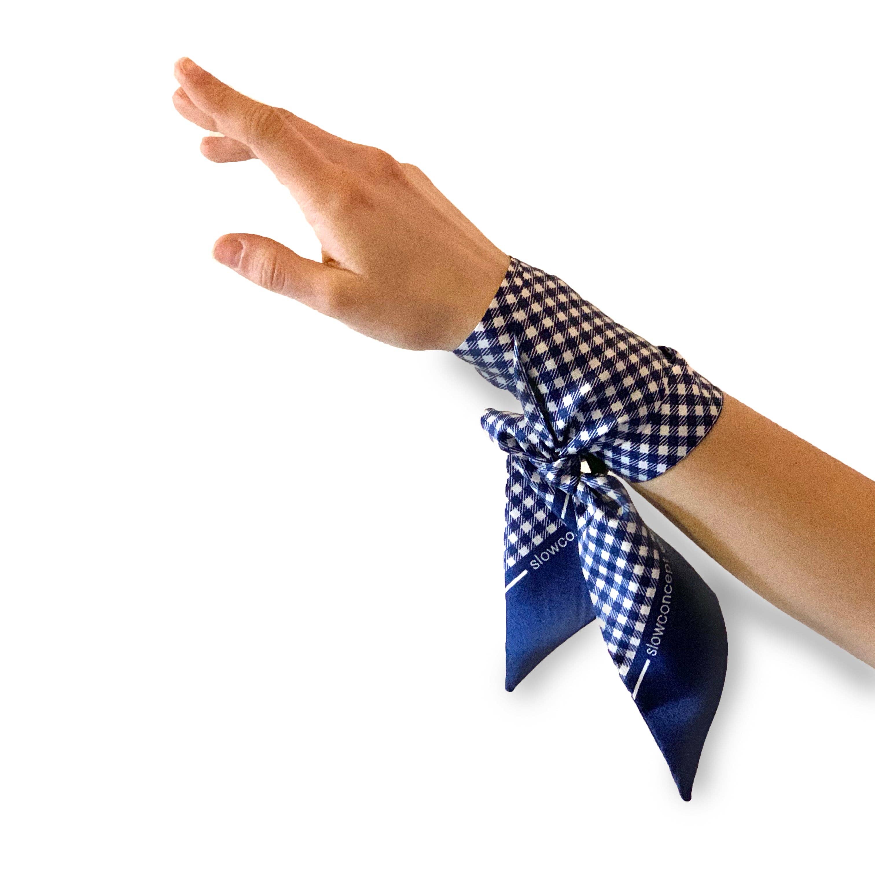 C.C.&Co.Srl - Wholesale Scarf - Men's - DARK BLUE PRINTED PURE SILK BANDEAU. COD 1471