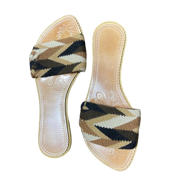 Sandalias tejidas Shades of Brown - Zapatos planos de verano para venta al por mayor de Colorful 4U