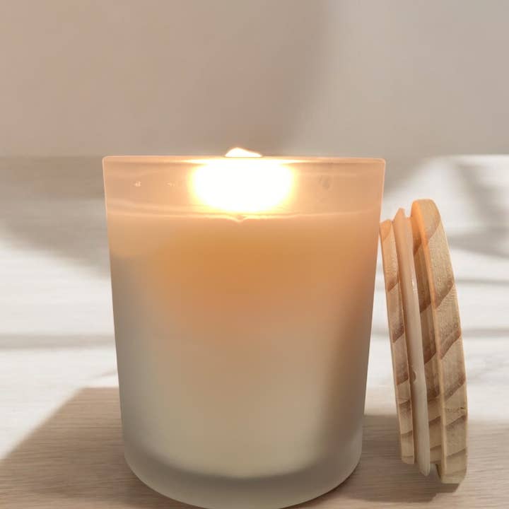 Artistic Touch Candle Co - Wholesale Jar/Filled Candle - Amber & Lavender1