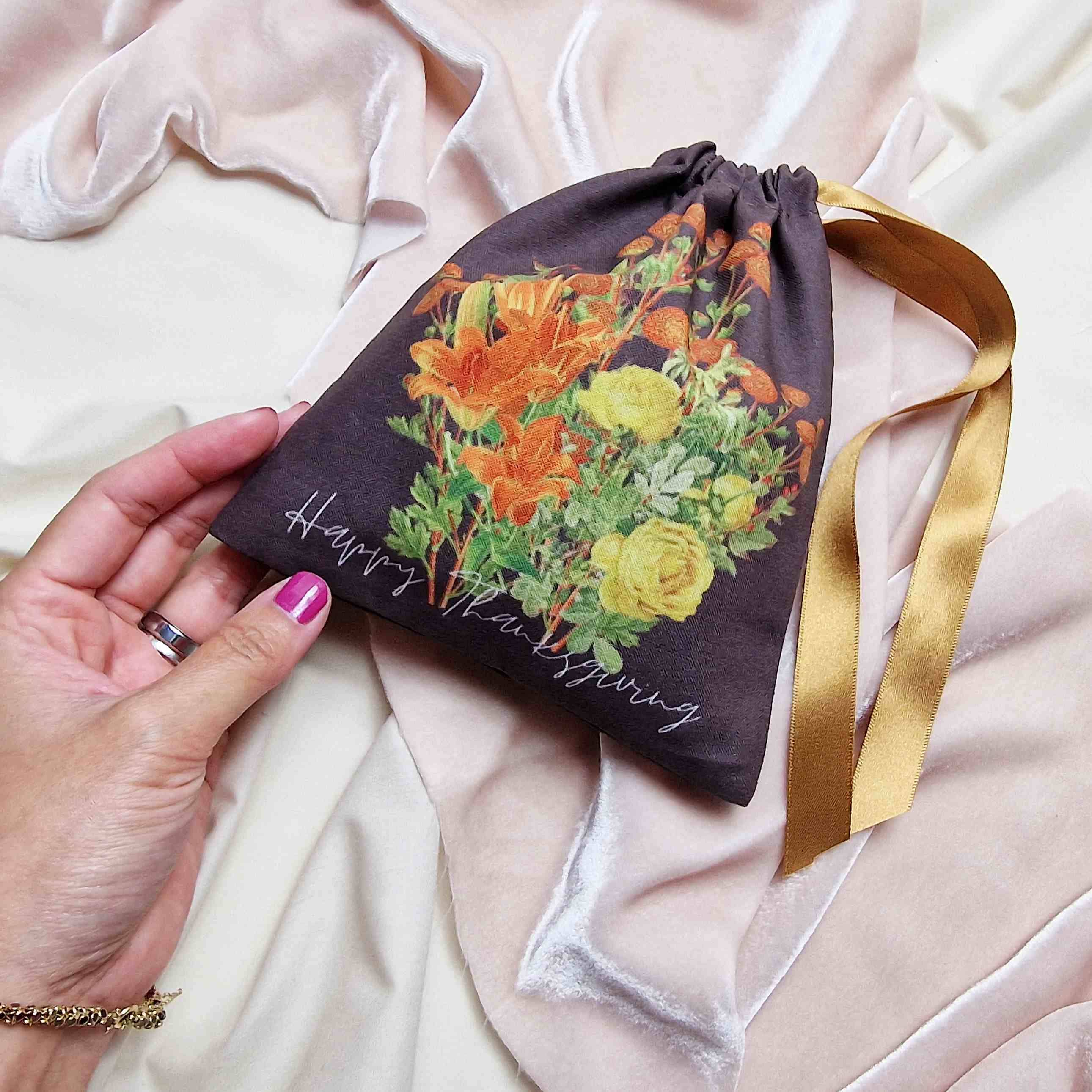 Six Acre Meadow – wholesale Gift bag – Handmade & Reusable Thanksgiving Gift Pouch4