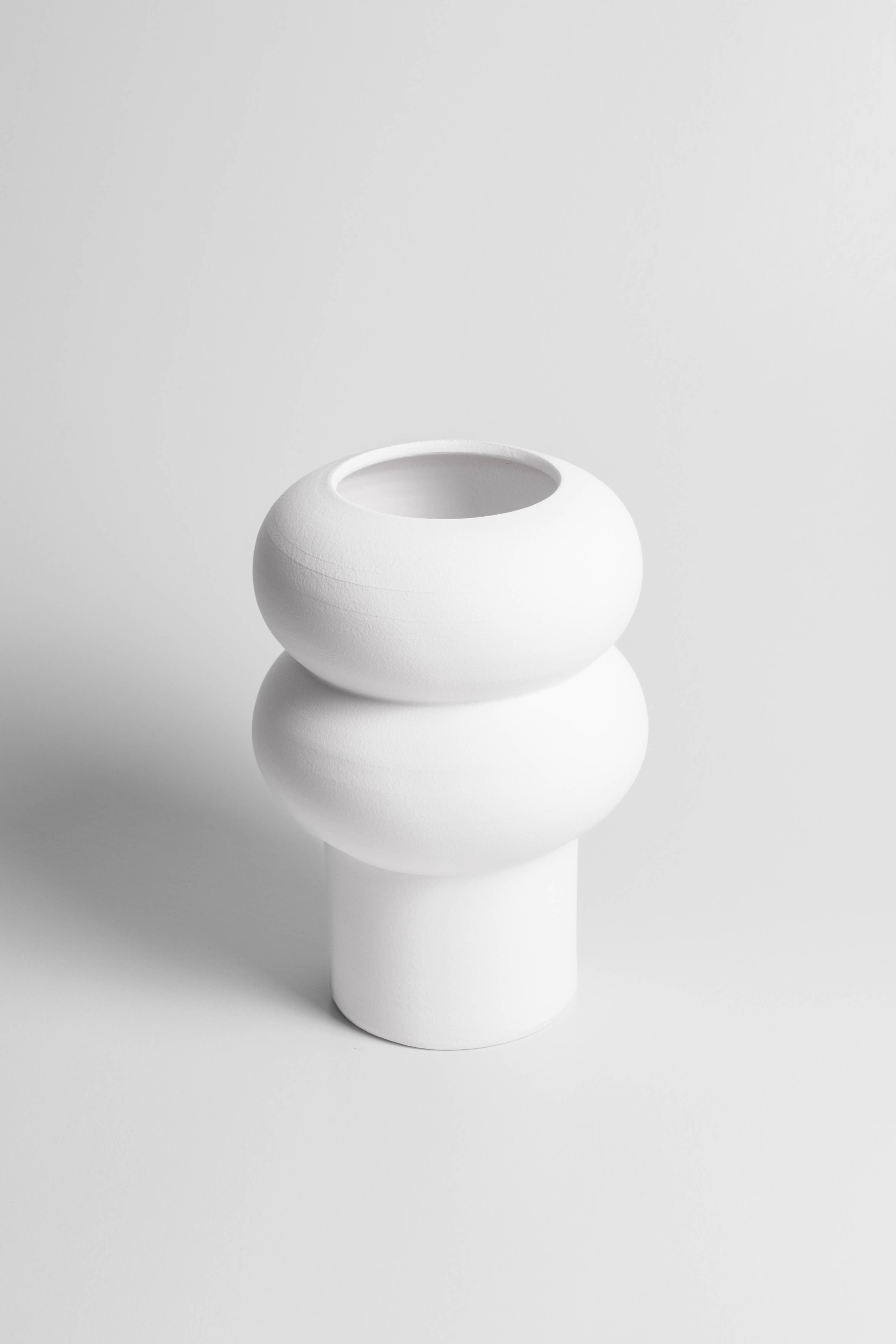 o cactuu - Wholesale Vase - Ripple Vase Large - White - Handmade 2