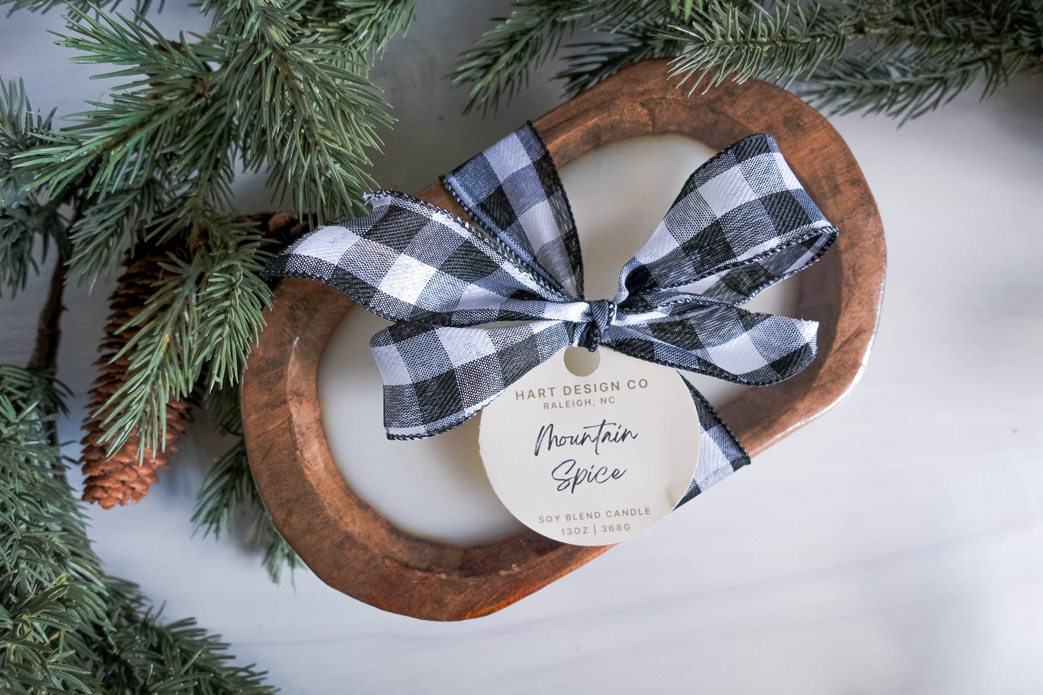 Hart Design Co - Vente Bougie en bocal - Mountain Spice | Collection Ski Haus4