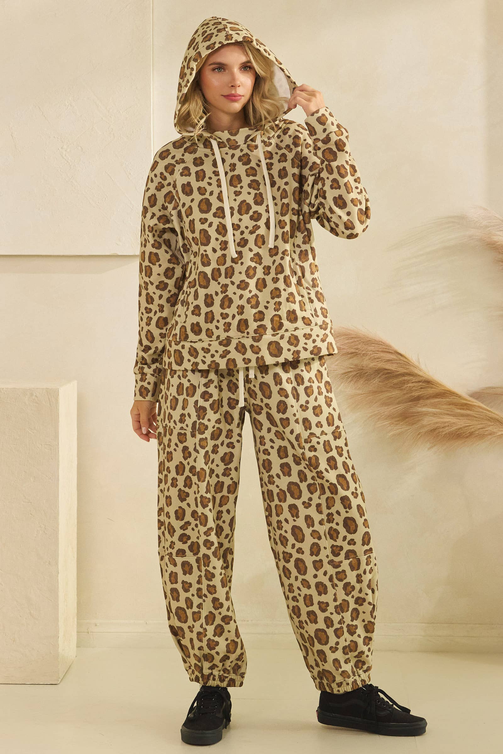 Veveret - Wholesale Hoodie - Women's - Printed French Terry Hoodie70