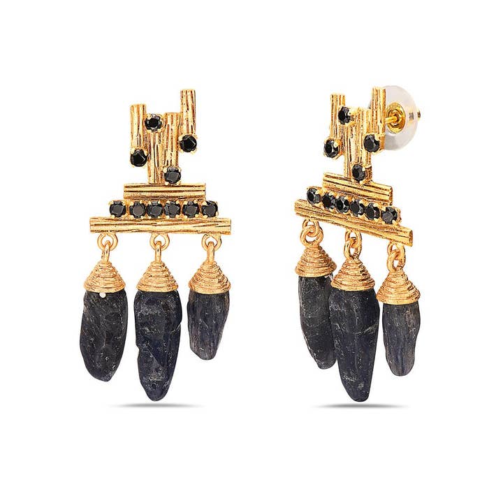 Orecchini pendenti in agata nera per la vendita all'ingrosso da parte di Jewelry Fiesta