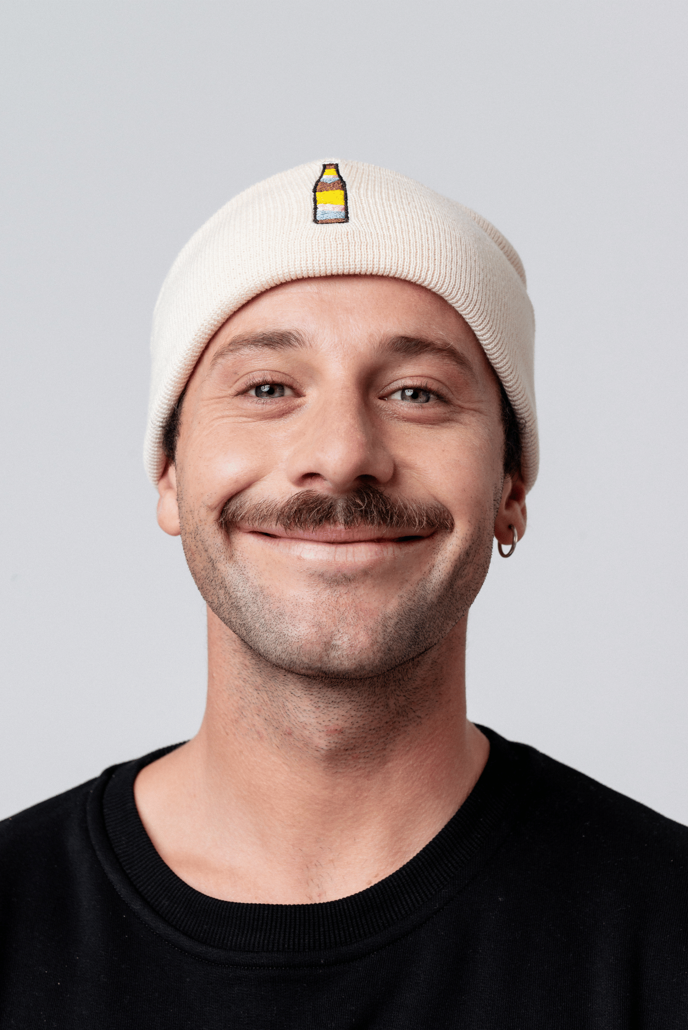 Fashion Drinks – Engroshandel Beanie - Unisex – Cola Mix | Broderet økologisk bomuldshat7