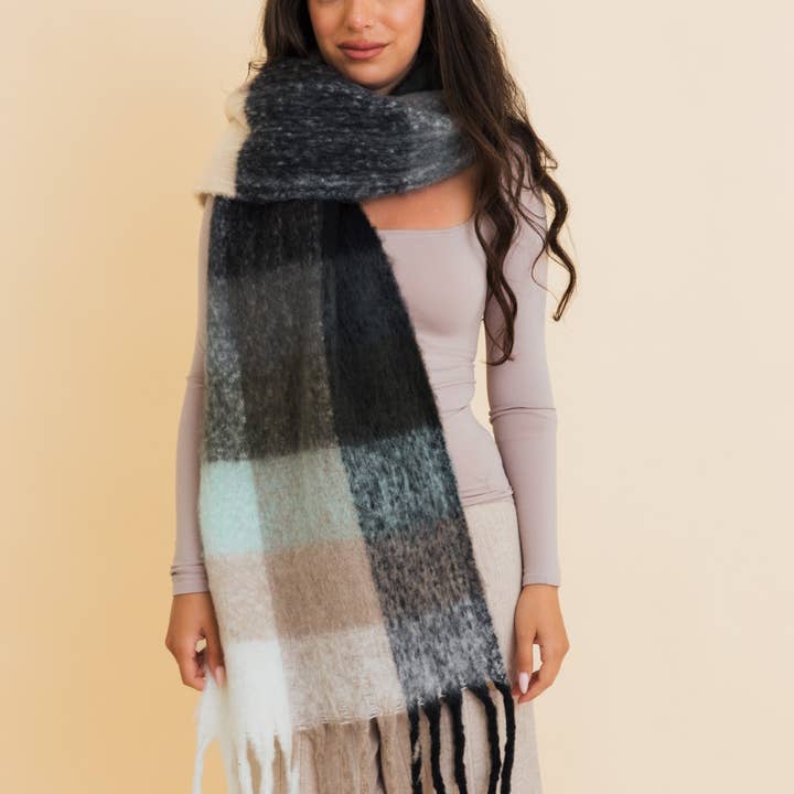 Leto Accessories - Wholesale Scarf - Women's - Cozy Breeze Oversized Fringe Scarf - Fall & Winter Essential