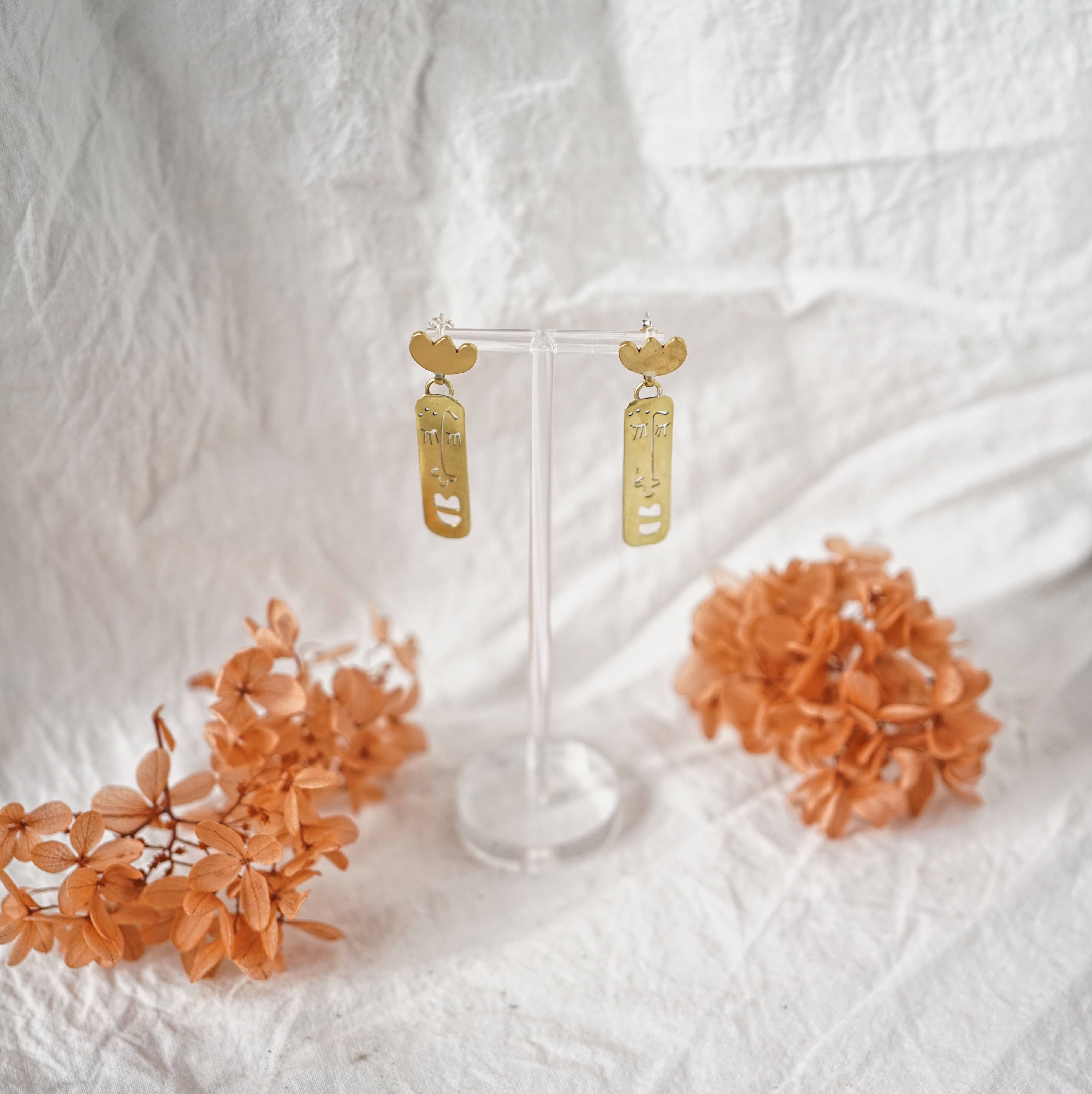 Maria rosua - Vente Boucles d'oreilles pendantes - Caritas Finitas2