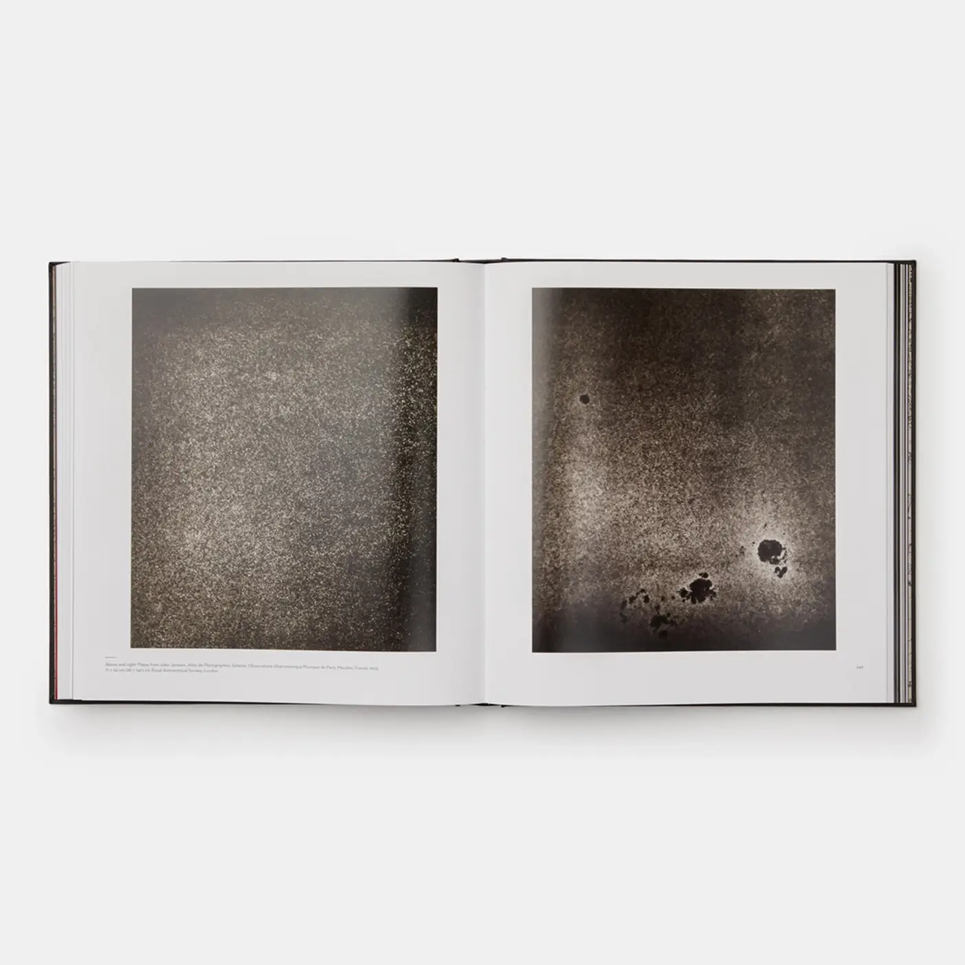Phaidon - Wholesale Science & Math - Sun And Moon: A Story Of Astronomy, Photography And Mapping5