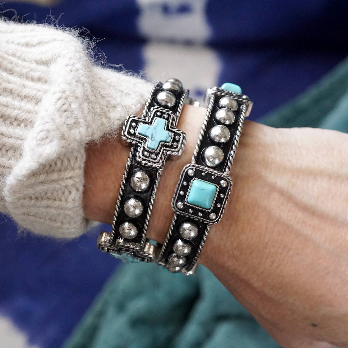 PennyLine inc - Vente Bracelet jonc - Chanson du désert – Bracelets extensibles bohèmes western avec turquoise6