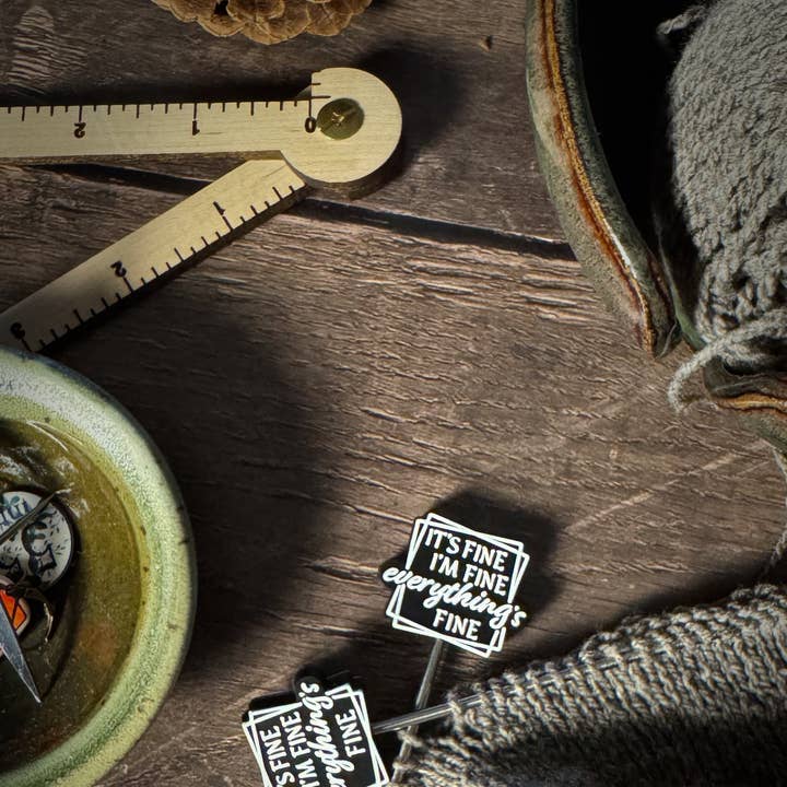 Tout va bien Arrêteurs de mailles pour la vente par Granite Mountain Fiber Co.