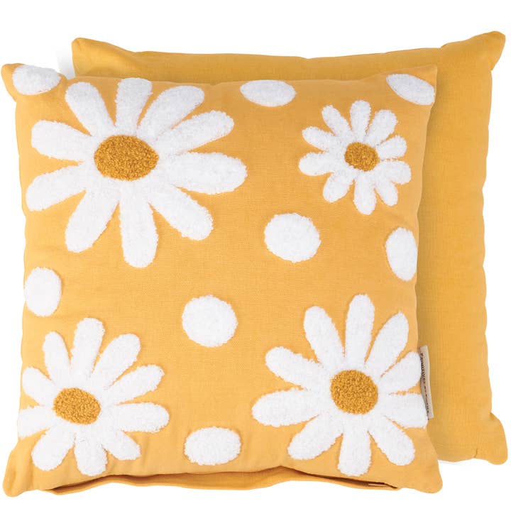 Coussin capitonné Daisy pour la vente par Primitives by Kathy