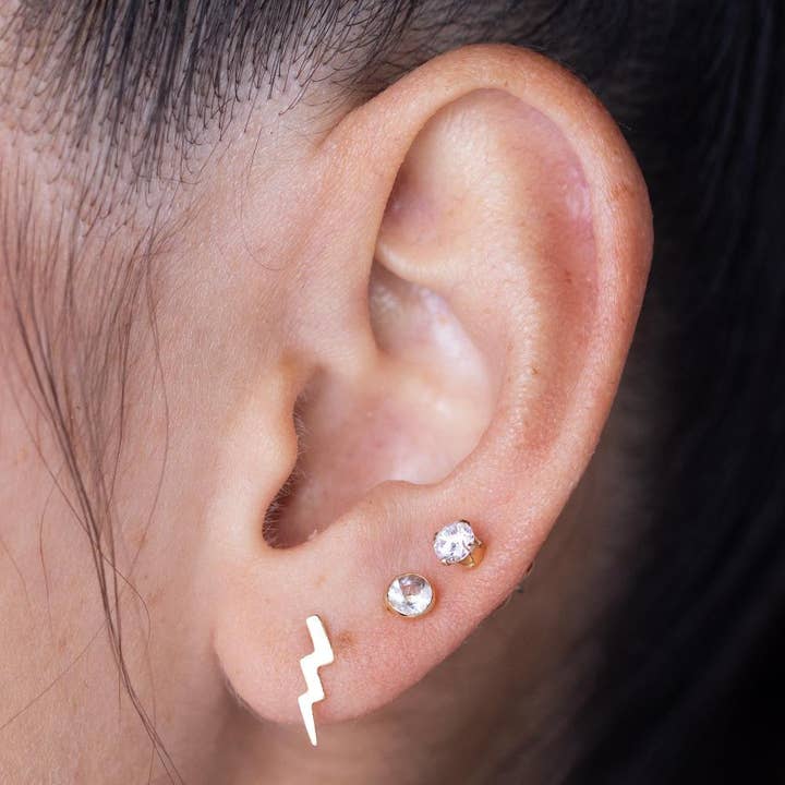 Blixtbult Guldstiftörhänge för wholesale av Happy Goods