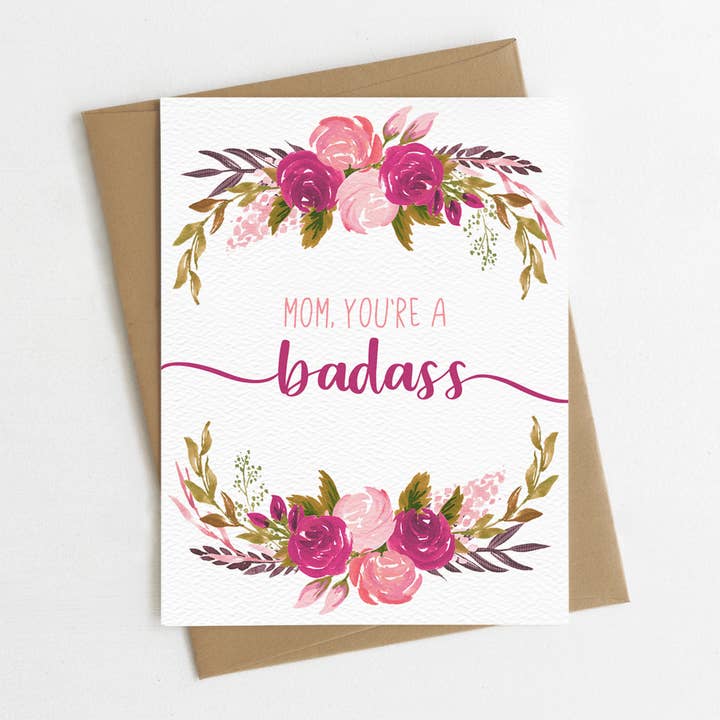 Badass Mom, carte d'anniversaire pour maman, drôle, fête des mères pour la vente par Blue Thistle