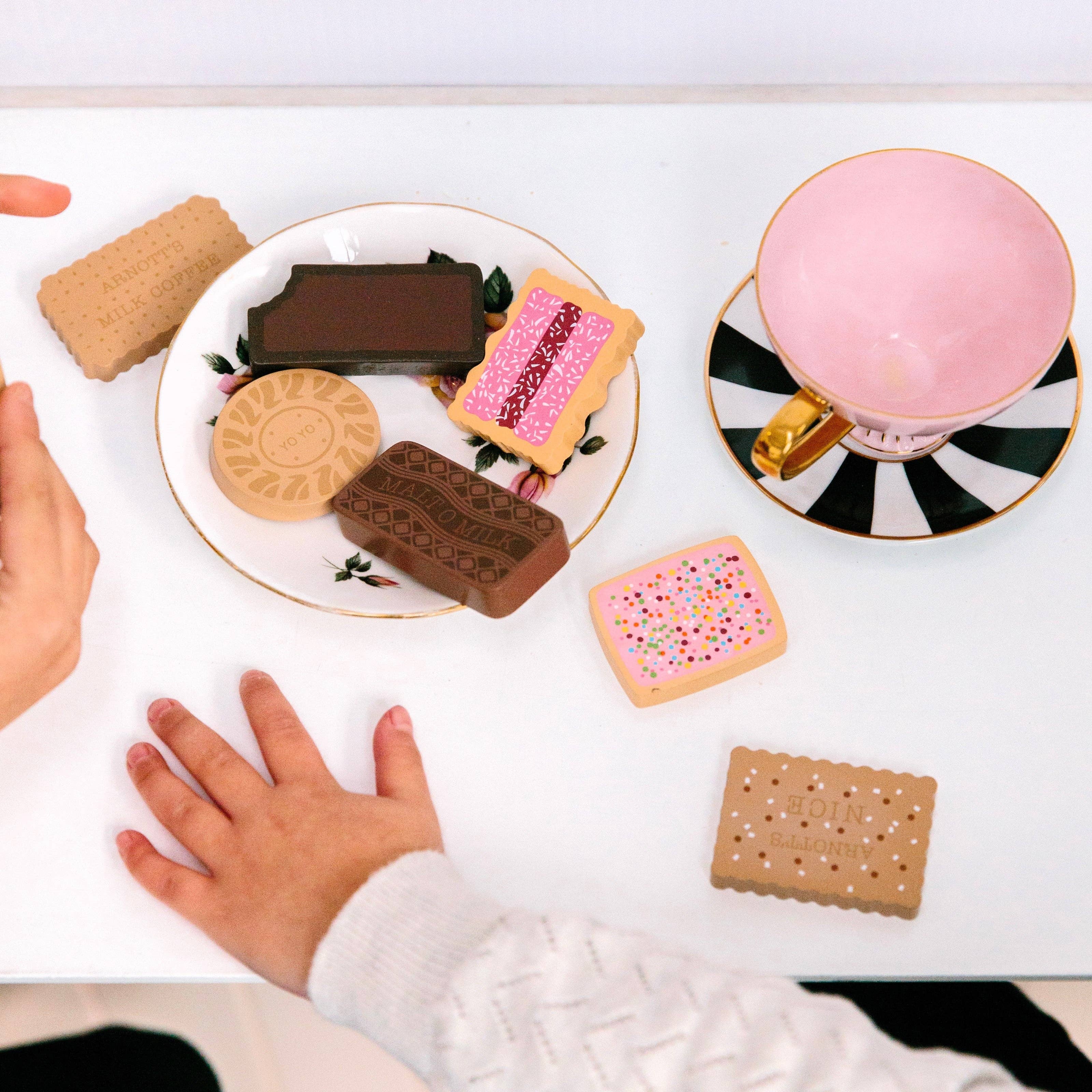 Make Me Iconic – Brinquedo de madeira - Crianças por atacado – BRINQUEDO DE MADEIRA - BOLACHAS ARNOTT'S AUSTRALIANAS5