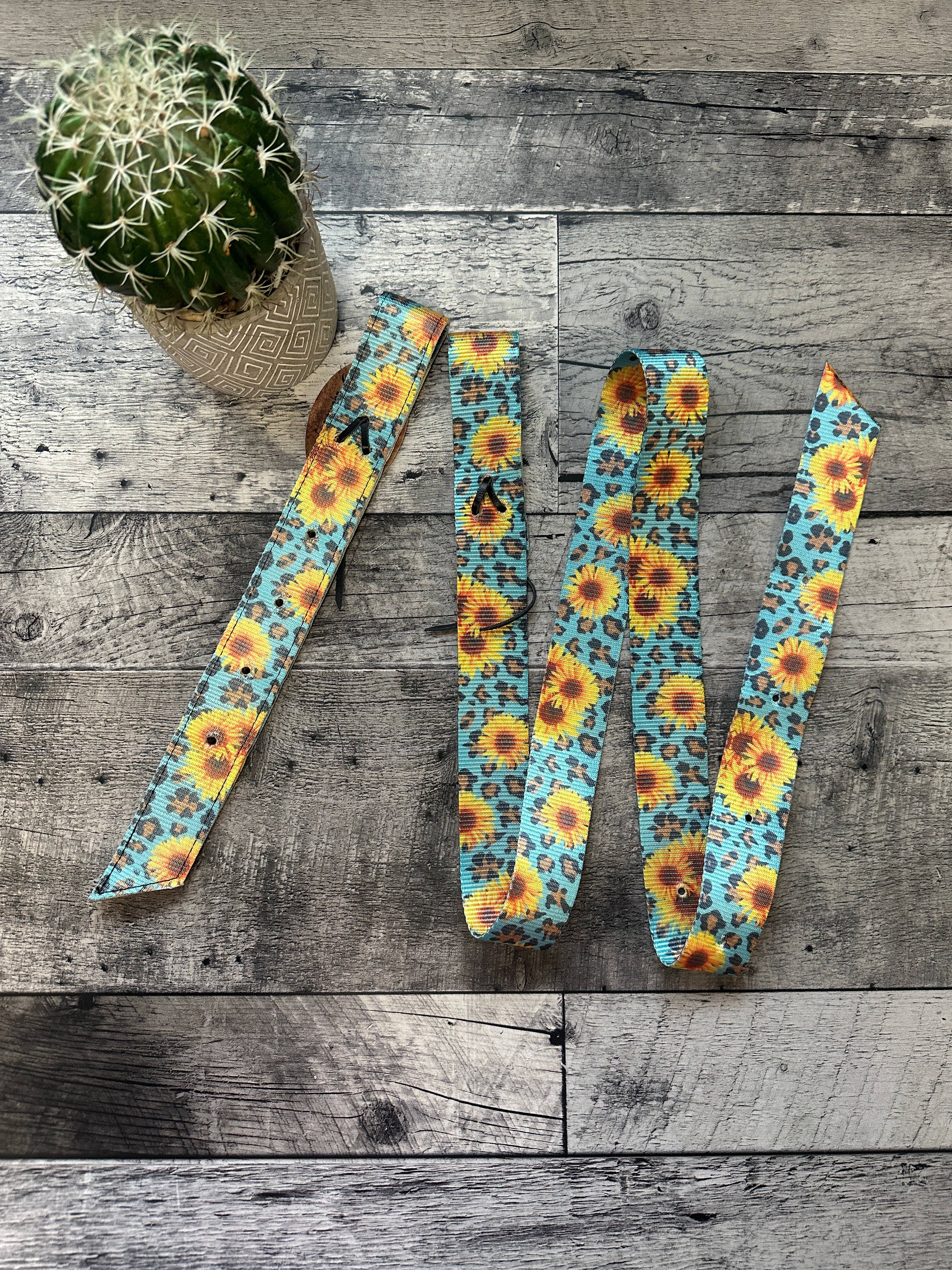 Schulz Equine - Wholesale Paardrijuitrusting - Set van nylon Latigo en Off Billet38