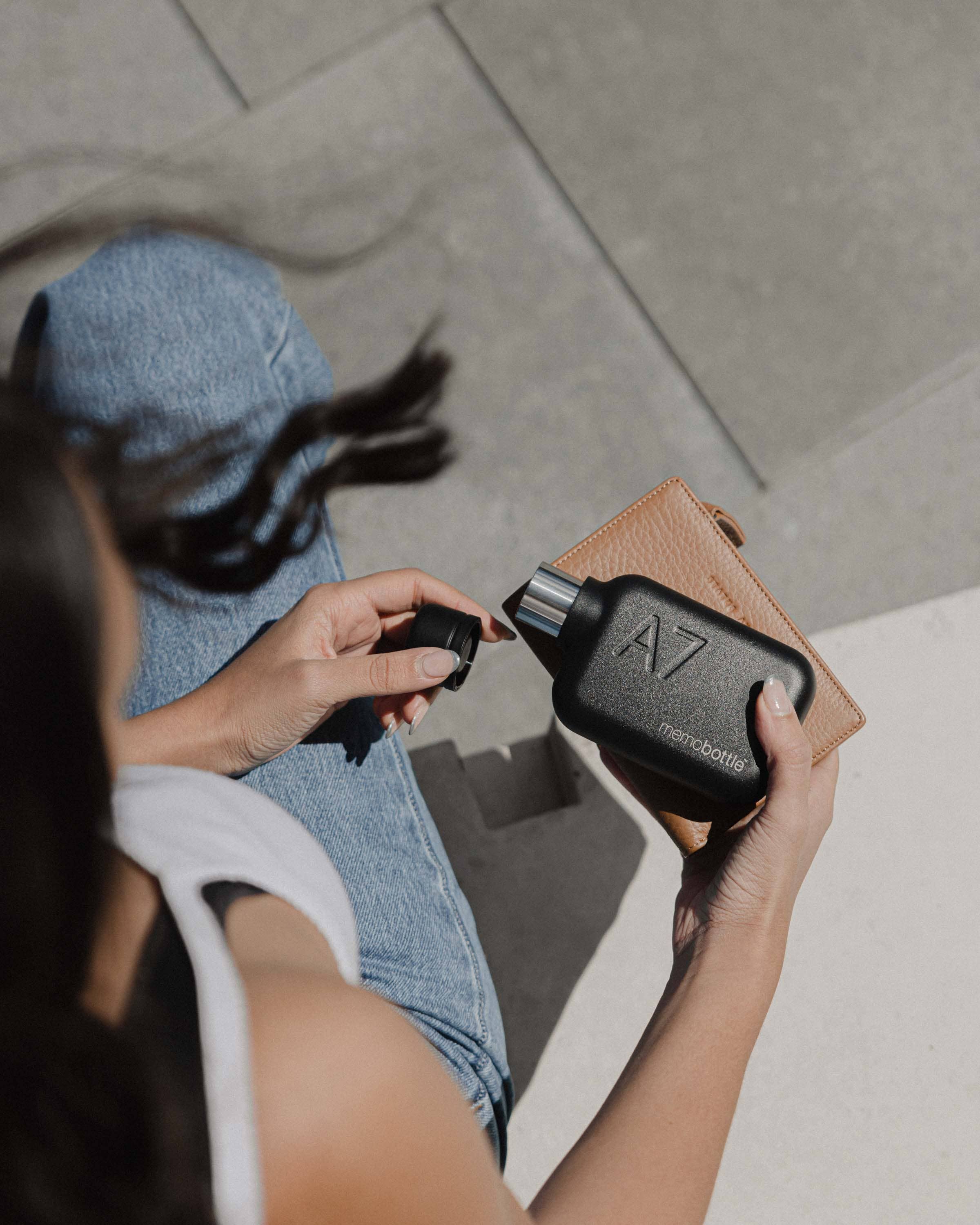 memobottle - Wholesale Water Bottle - A7 memobottle (Stainless Steel) - Black2