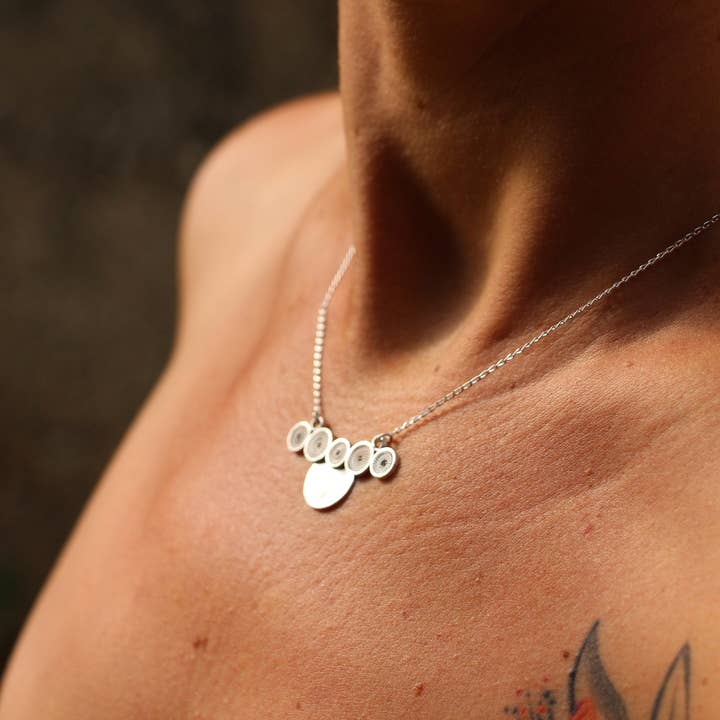 Halskette „Anzahl der Oro“ für den Großhandel von Etcaetera Création