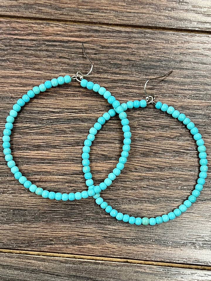 721540, Créoles 65mm, Boucles d'oreilles en turquoise synthétique 4mm pour la vente par ISAC Trading Inc