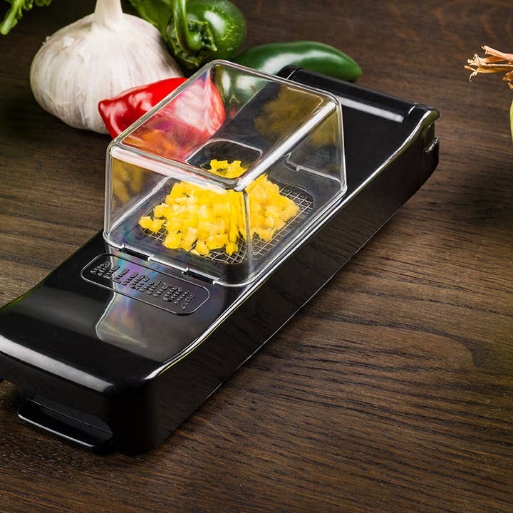 Alligator Of Sweden – wholesale Kitchen tool/gadget – 303 | 3080b Alligator Vegetable Chopper Dicer (black Edition) 3x3 Mm (1/8")2