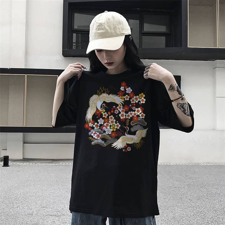 Japansk stil T-shirt Cranes Japan Flower for engroshandel hos Emogifts