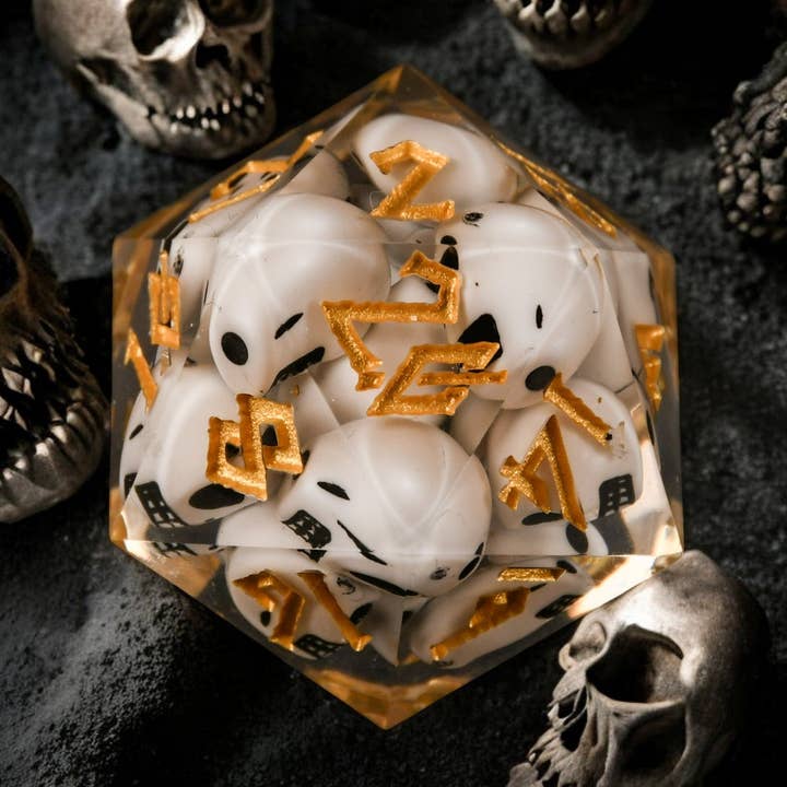 Cadáver Oro Resina 30mm D20 para venta al por mayor de Misty Mountain Gaming
