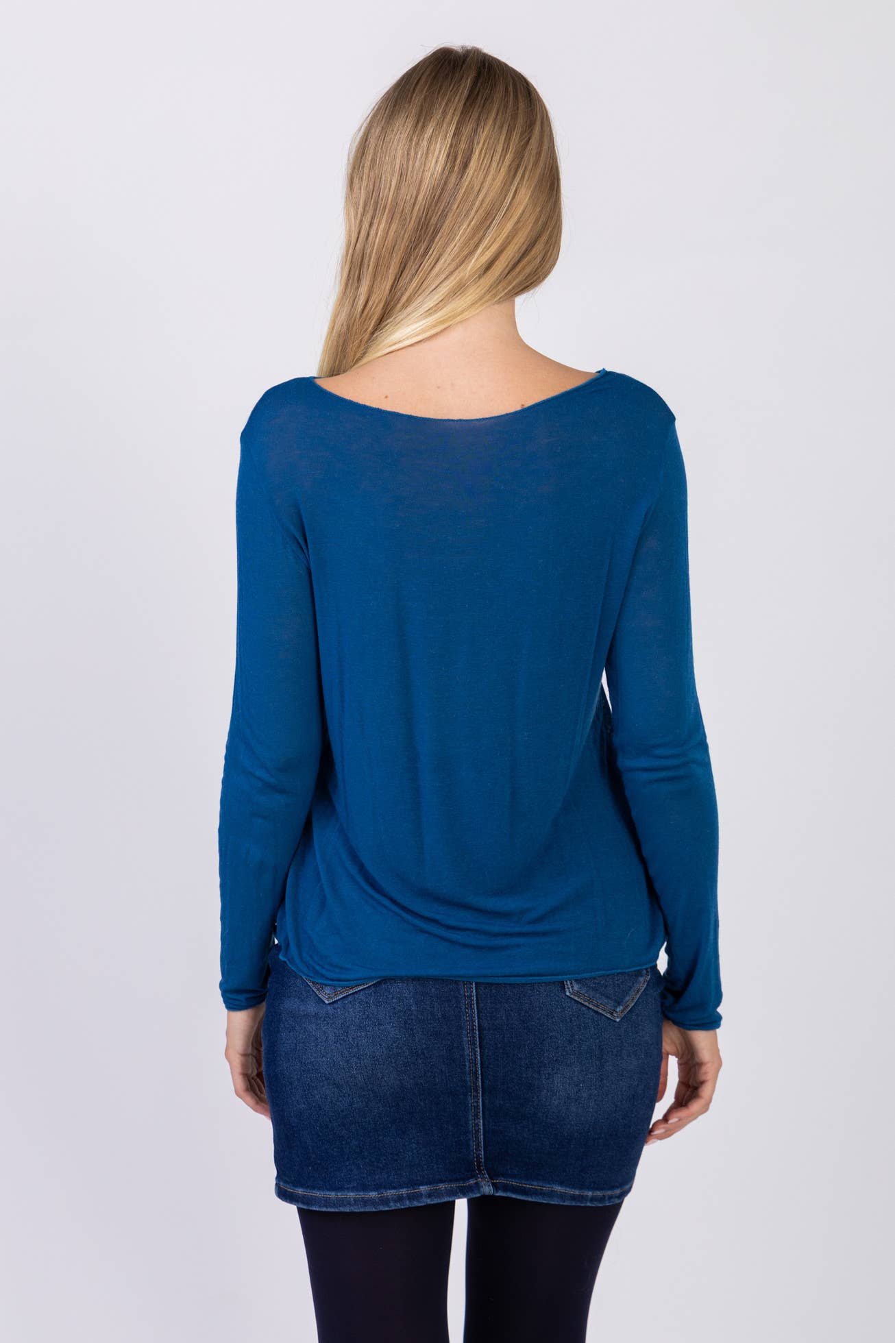 LINEN & COTTON HOUSE – Großhandel Bluse – Damen – 37864 Einfarbiger Rollkragenpullover aus Kaschmirmischung, zweite Haut25