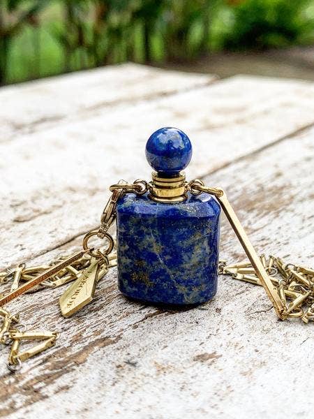 Lapis Lazuli fles ketting met etherische olie voor wholesale door Laborde Jewelry