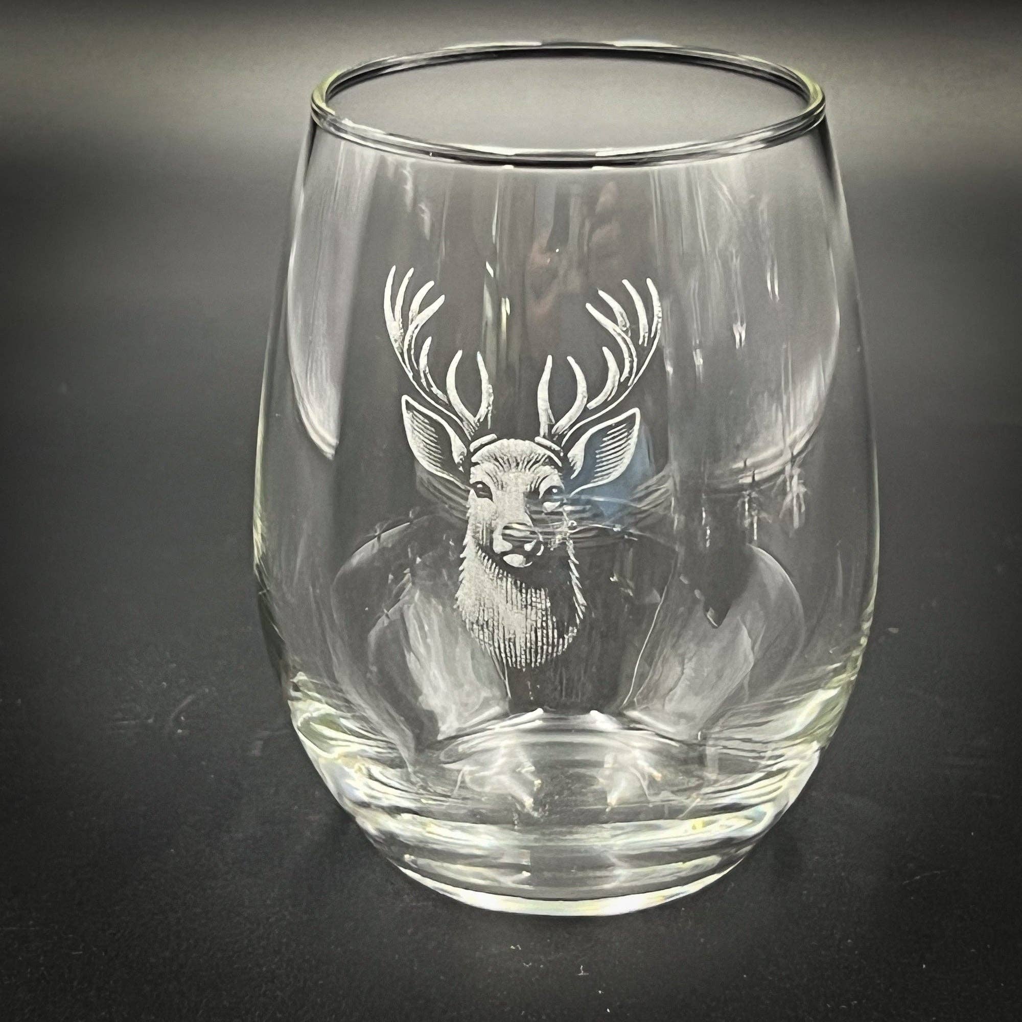 Adirondack Etching LLC - Wholesale Wine Glass - Deer Head - 15 oz Stemless Wine Glass2
